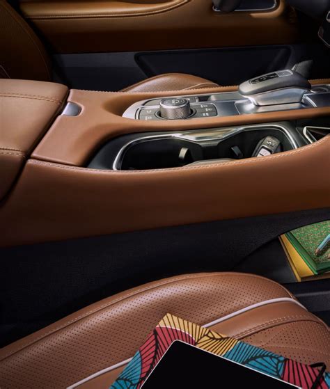 INFINITI QX60 Interior Overview: Dimensions & Features