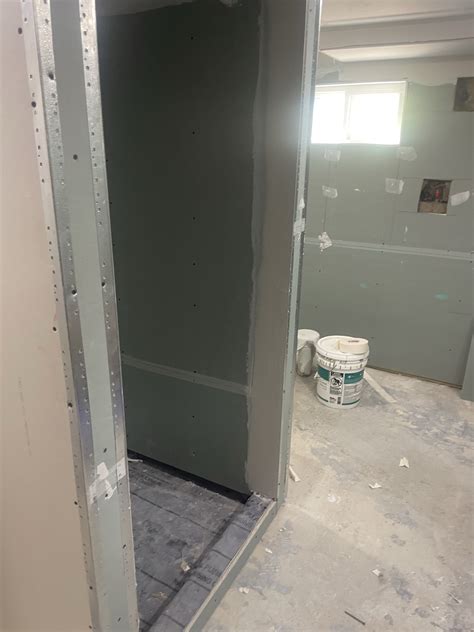 Basement Bath 的图像结果