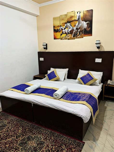 HOTEL BROWNHILLS (Kargil) - Hotel Reviews & Photos - Tripadvisor