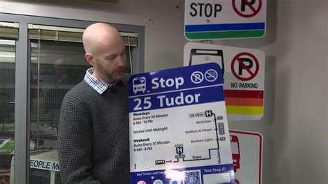 ‘They’re built to handle sleighs': A scientific look at Santa’s reindeer