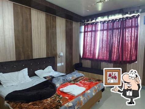 Hotel Khajjiar Regency, Khajjiar - Restaurant reviews