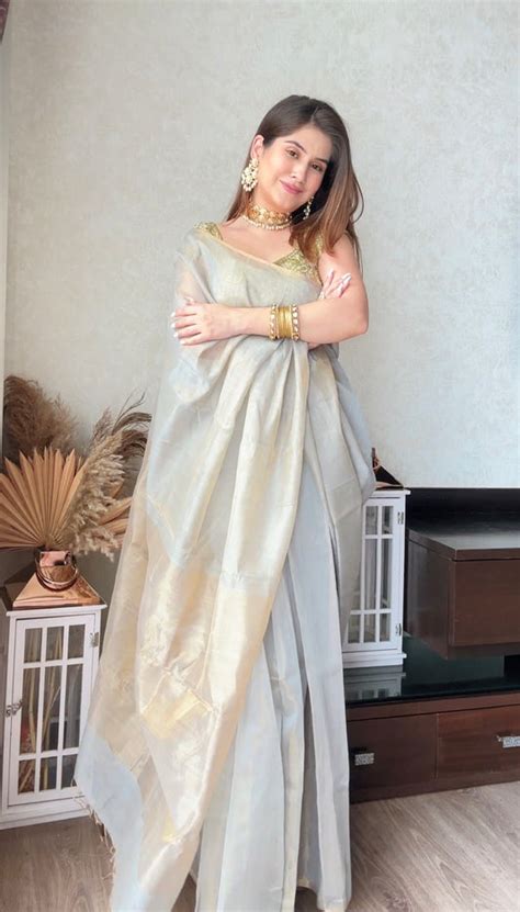 Maheshwari – Page 4 – Roots Handloom