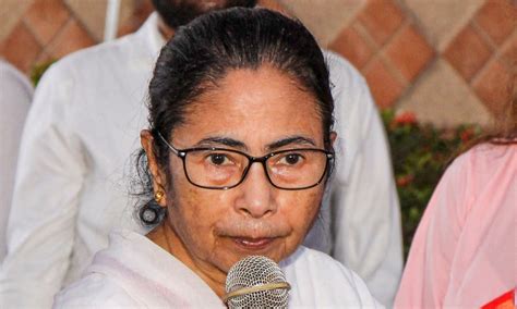 Mamata criticises DVC for releasing water without notifying her govt