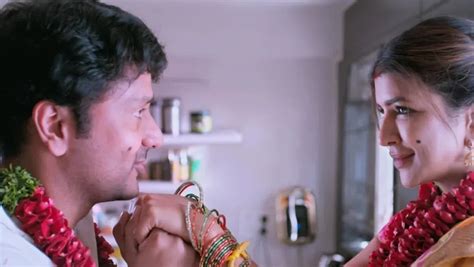 Watch Mrs. Subbalakshmi Season 1 E1 - Ep 1 - The Missing Wife - Mrs ...