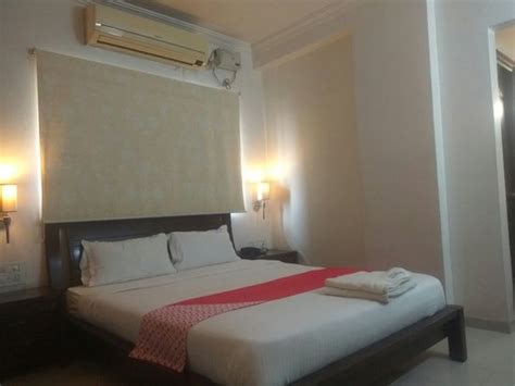 MEGA INN (Hospet, Karnataka) - Inn Reviews, Photos, Rate Comparison ...