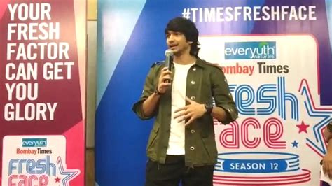 Shantanu Maheshwari visits Ruia college for Everyuth Bombay Times Fresh ...