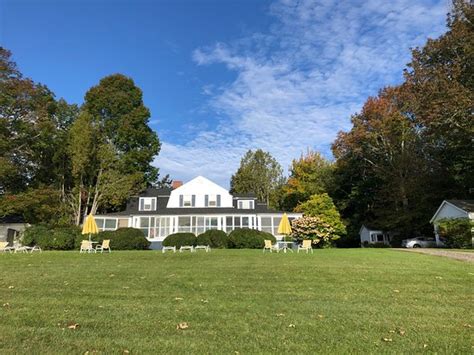 HIGH TIDE INN (Camden, Maine) - Motel Reviews, Photos, Rate Comparison ...