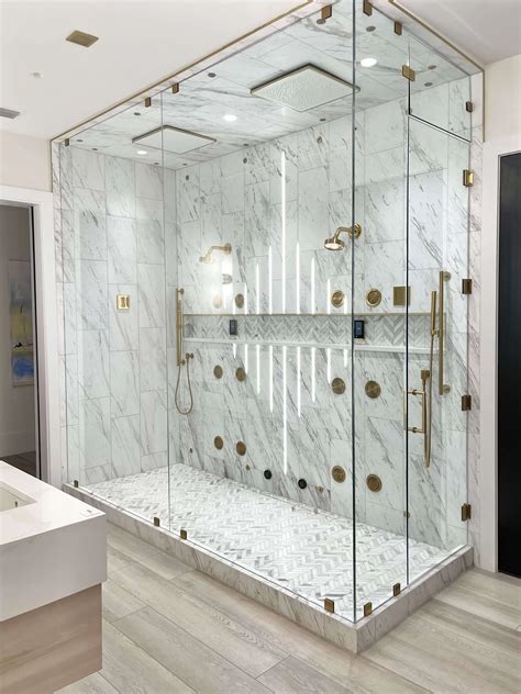 Oversized Shower Bathtubs