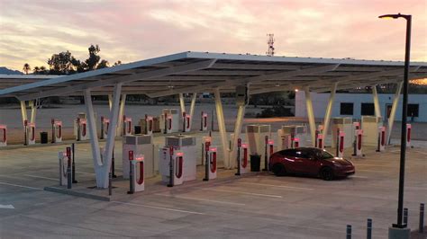 Some Tesla superchargers are now open to CCS EVs in the US | Page 4 | Volvo XC40 Forum