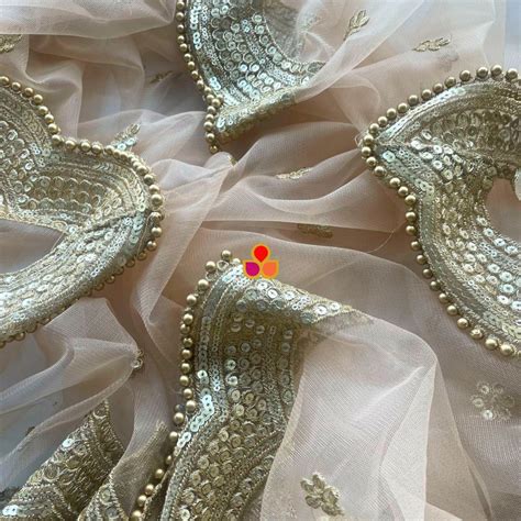 Zarina Gold Sequin Zari Scalloped Net Dupatta – anokherang