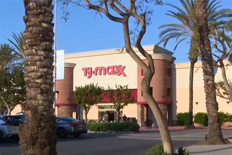 Woman Accused of Stealing from the Same TJ Maxx at Least 30 Times - Free Beer and Hot Wings