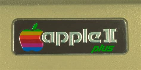 Apple 2 Computer Logo 的图像结果