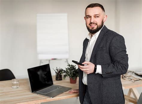 Free Stock Photos Business Man 的图像结果