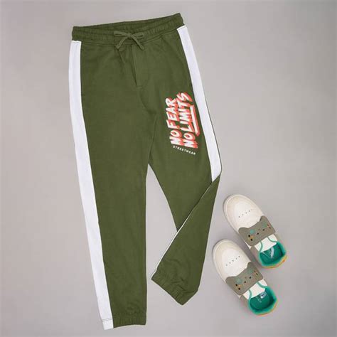 Pantaloons - Buy Pantaloons online at Best Prices in India | Flipkart.com