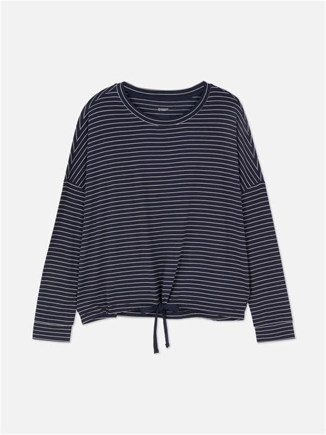Women's Pajama Tops | Long Sleeve, Oversized & Fleece | Primark