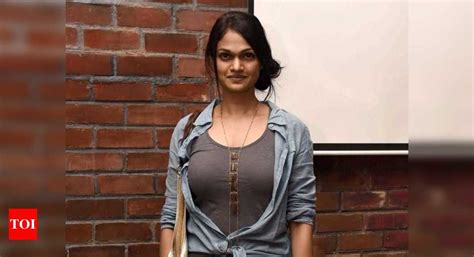 Suchitra removes video on Sathankulam incident after CB-CID threatened ...