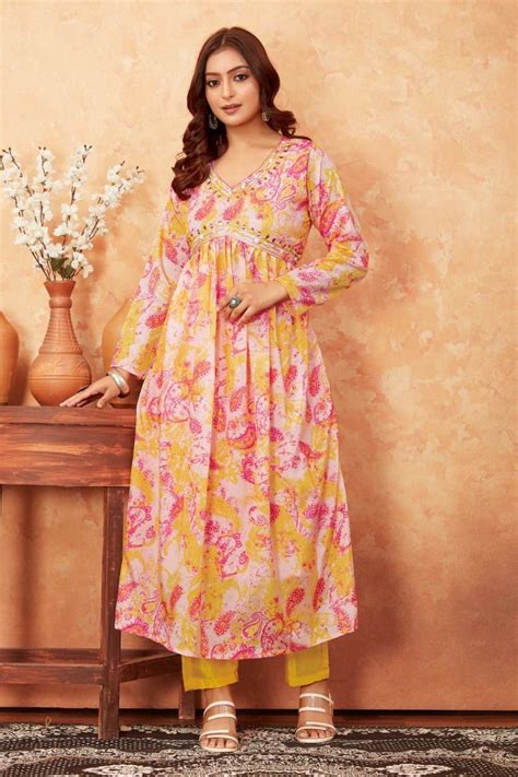 Most Beautiful Yellow Kurti With Pant – Sareelystore