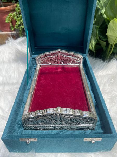 Pure Silver Bed – Barn 14