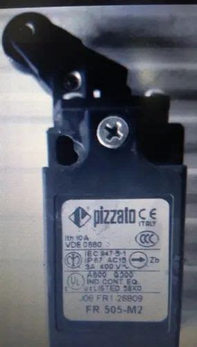 Limit Switch - Pizzato Limit Switches Trader - Wholesaler / Distributor ...