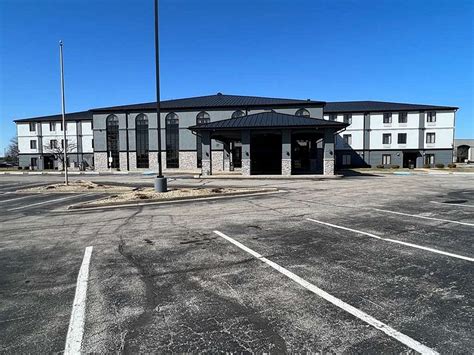 BEST WESTERN PLUS GREENWOOD/INDY SOUTH INN - Hotel Reviews, Photos ...