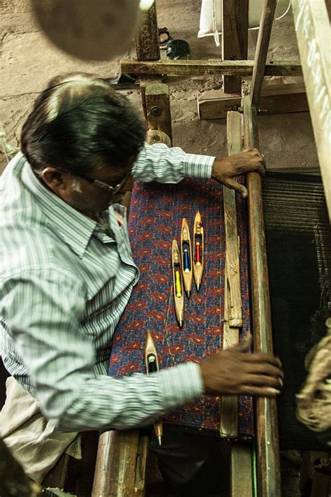 D'source Making Process | Himroo Weaving - Aurangabad, Maharashtra | D ...