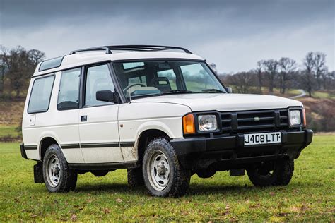 Land Rover Discovery: Retro Road Test special