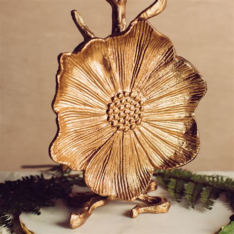 Flora Candle Holder – ISAAKA