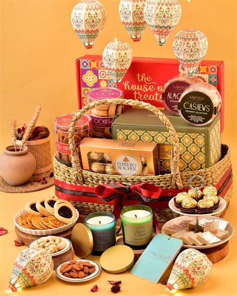 Diwali Hamper Gifts Diwali Gift Hampers Basket For Family Diwali ...
