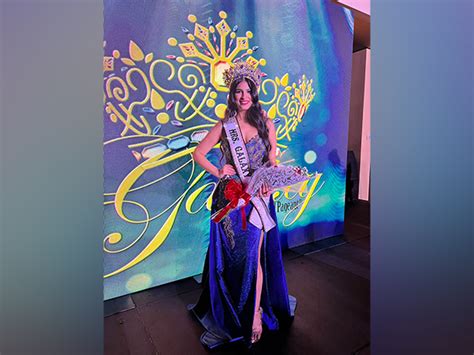Capt. Chahat Dalal, first Indian to get crowned as Mrs. Galaxy 2023 and ...