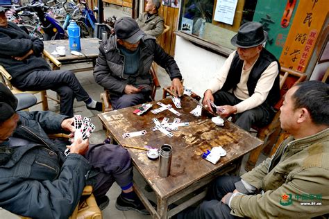 四川最悠闲的古镇，镇上人酷爱喝茶打牌，整条街都是茶馆 - 禁闻网