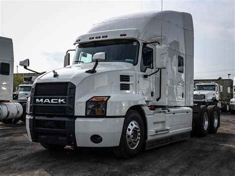 2019 Mack Anthem