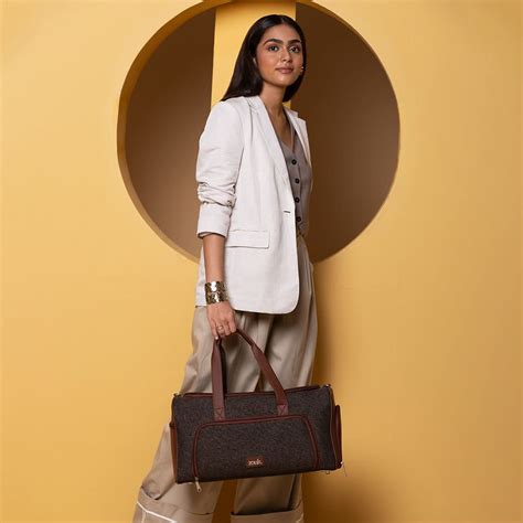 Buy Duffel Bags Online at Best Prices - Zouk