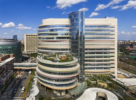 Buerger Center for Advanced Pediatric Care - Exterior - modlar.com