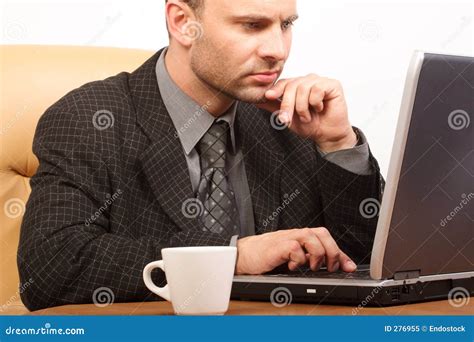 A Man Busy with Computer 的图像结果