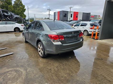 HOLDEN CRUZE JG-JH 03/2009-12/2014 RIGHT GUARD CDX/EQUIPE/Z SERIES W/ INDICATOR - MMM Auto Centre