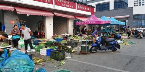 台湾评价3个中国菜市场：香港像酒店，河南的很脏，北京是一个字