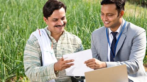 Which Farmers Are Eligible for PM Fasal Bima Yojana? Check Required ...