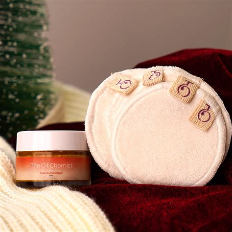 Kesar Face Cleansing Balm & Reusable Bamboo Cotton Pads (4 pads in a p ...