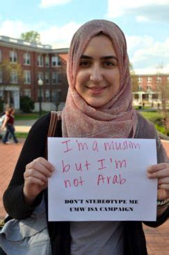 Photoshopped Pic Of A Muslim Woman Holding A Placard Supporting PM Modi ...
