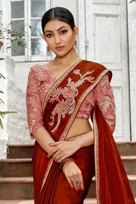 Embroidered Sarees - Buy Designer Embroidery Saree Online | Karagiri