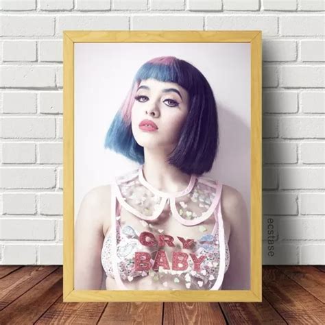 Quadro Da Cantora Melanie Martinez Com Moldura | Parcelamento sem juros