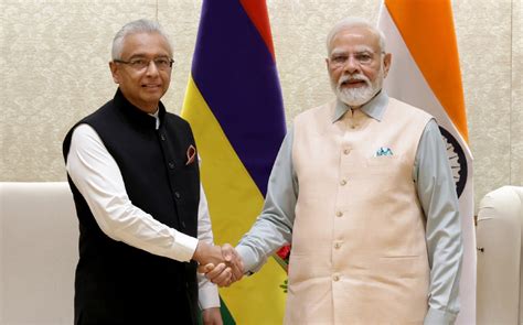 PM meets PM of Mauritius | Prime Minister of India