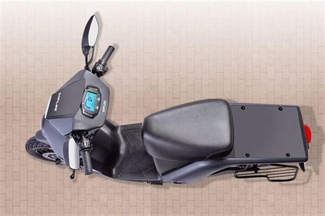 Numeros Motors Diplos Plus Dual Battery Price in India | Droom