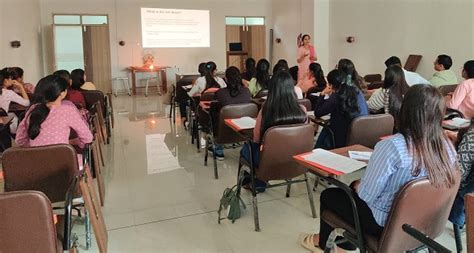 Medical College, Baroda - About Us - Administration