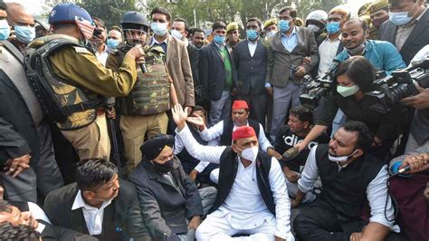 किसानों के भारत बंद की सुबह छाए अखिलेश, रंग लायी सपा की एडवांस रणनीति ...