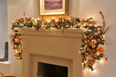 Christmas Deco For Fireplace Fireplace decor ideas for Christmas ...