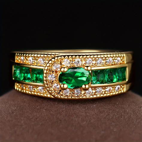 Vintage gold ring with cubic zirconia and green stones – Claire Jewelry