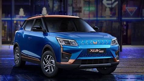 மஹிந்திராவின் XUV 400 EV காருக்கு ரூ.3.5 லட்சம் வரை தள்ளுபடி.. மிஸ் ...