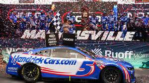 NASCAR Martinsville qualifying live results: Cup starting lineup updates