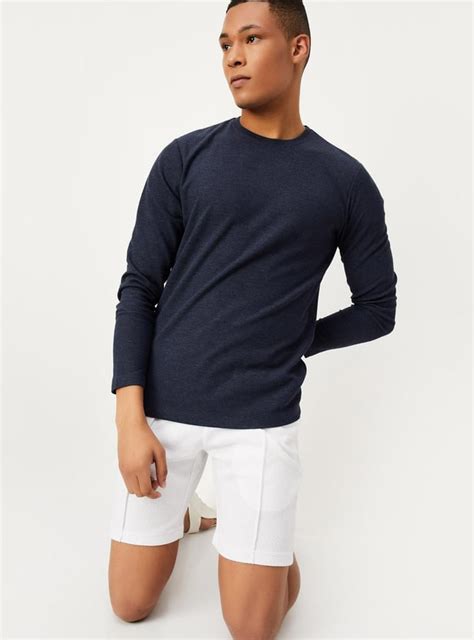 Buy Men Textured Knit T-shirt Online at just Rs. 499.0 - 1000012826876 ...